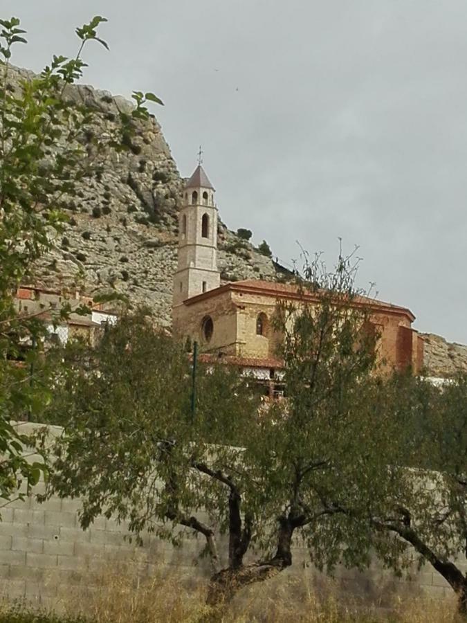 La Troya Pensionat Castellote Exteriör bild